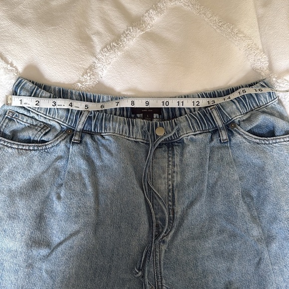 Banana Republic Blue Barrel Jeans Relaxed Fit - Picture 6 of 7